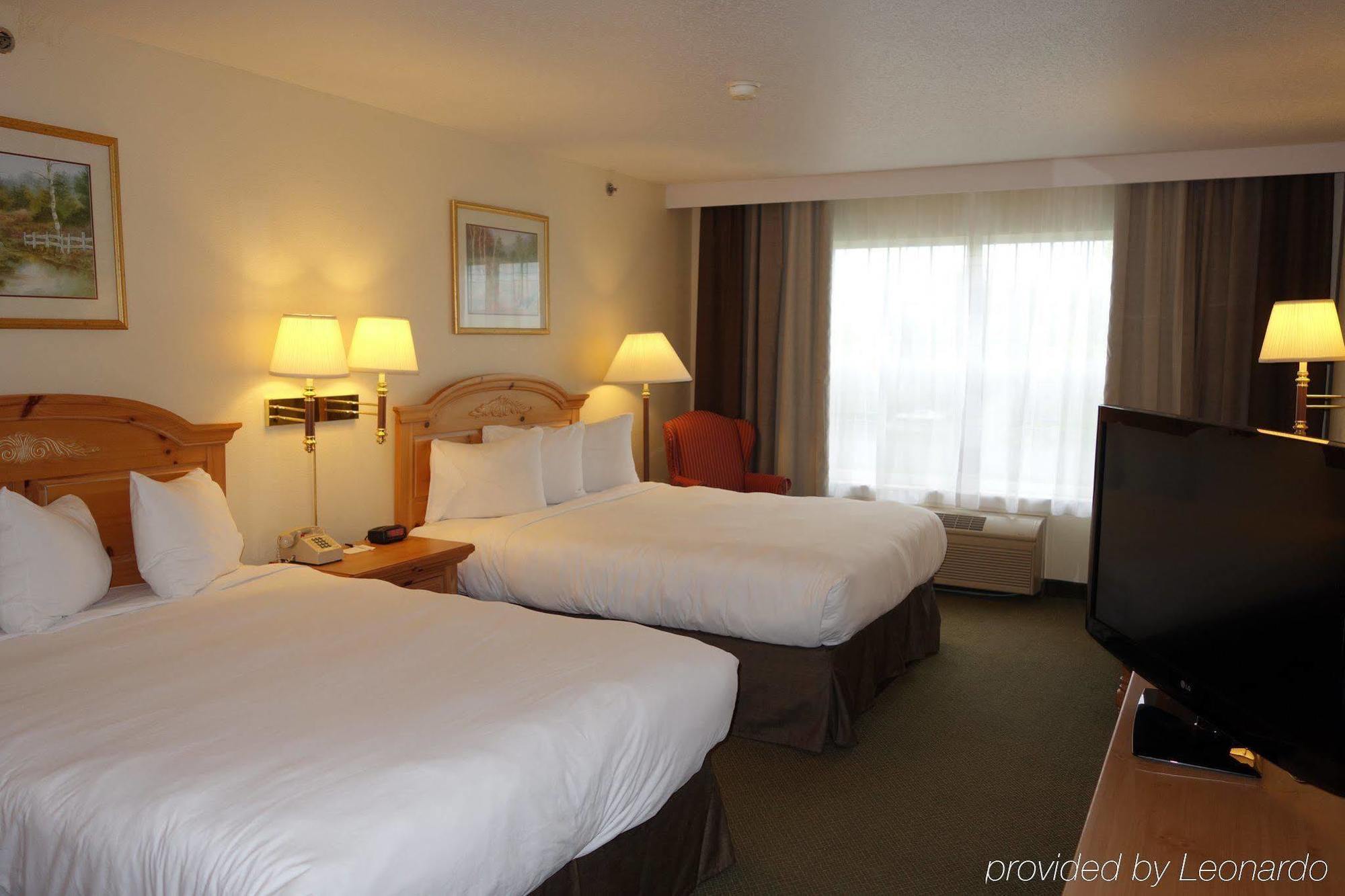 Country & By Radisson, Grove, Mn Hotel 3*