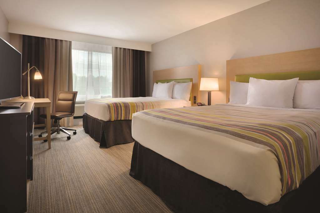 Country & By Radisson, Grove, Mn 3* Cottage Grove